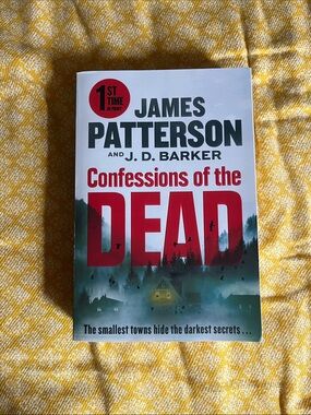 James Patterson & J.D. Barker — Confessions of the Dead (White/Red/Green Cover)